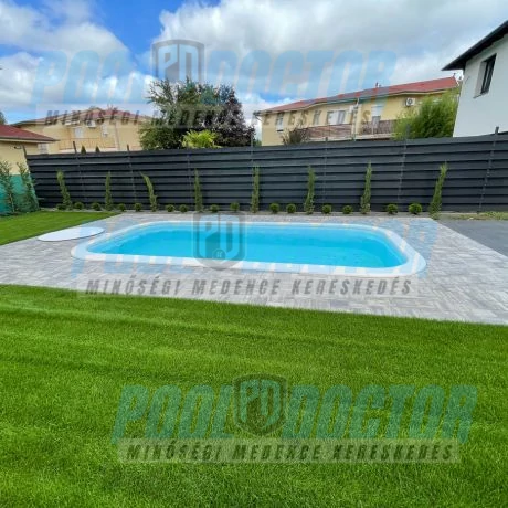 Családi Medence ( Díva ) 8x3x1,5 m